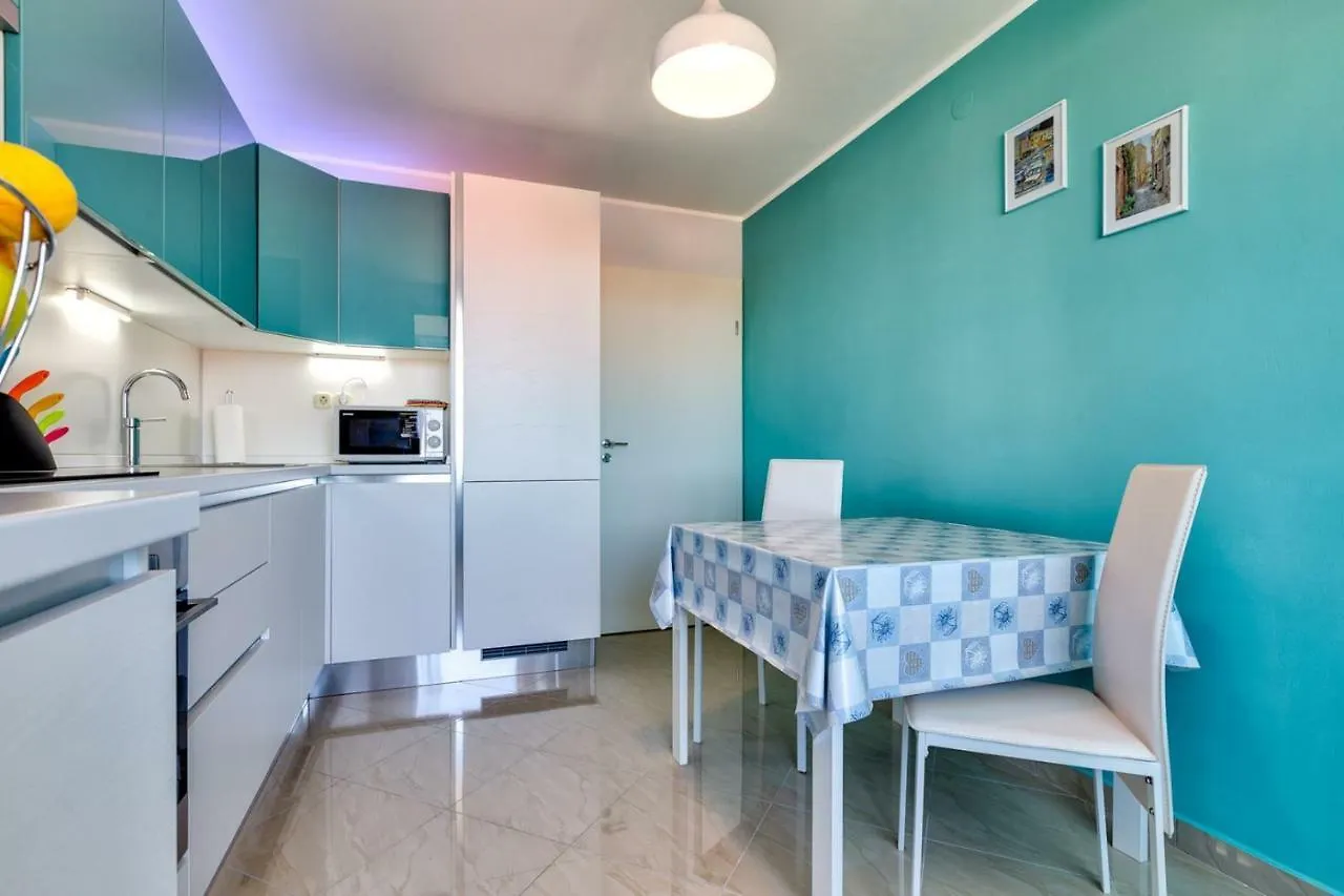 Guest house Apartments Ema, Mali Losinj