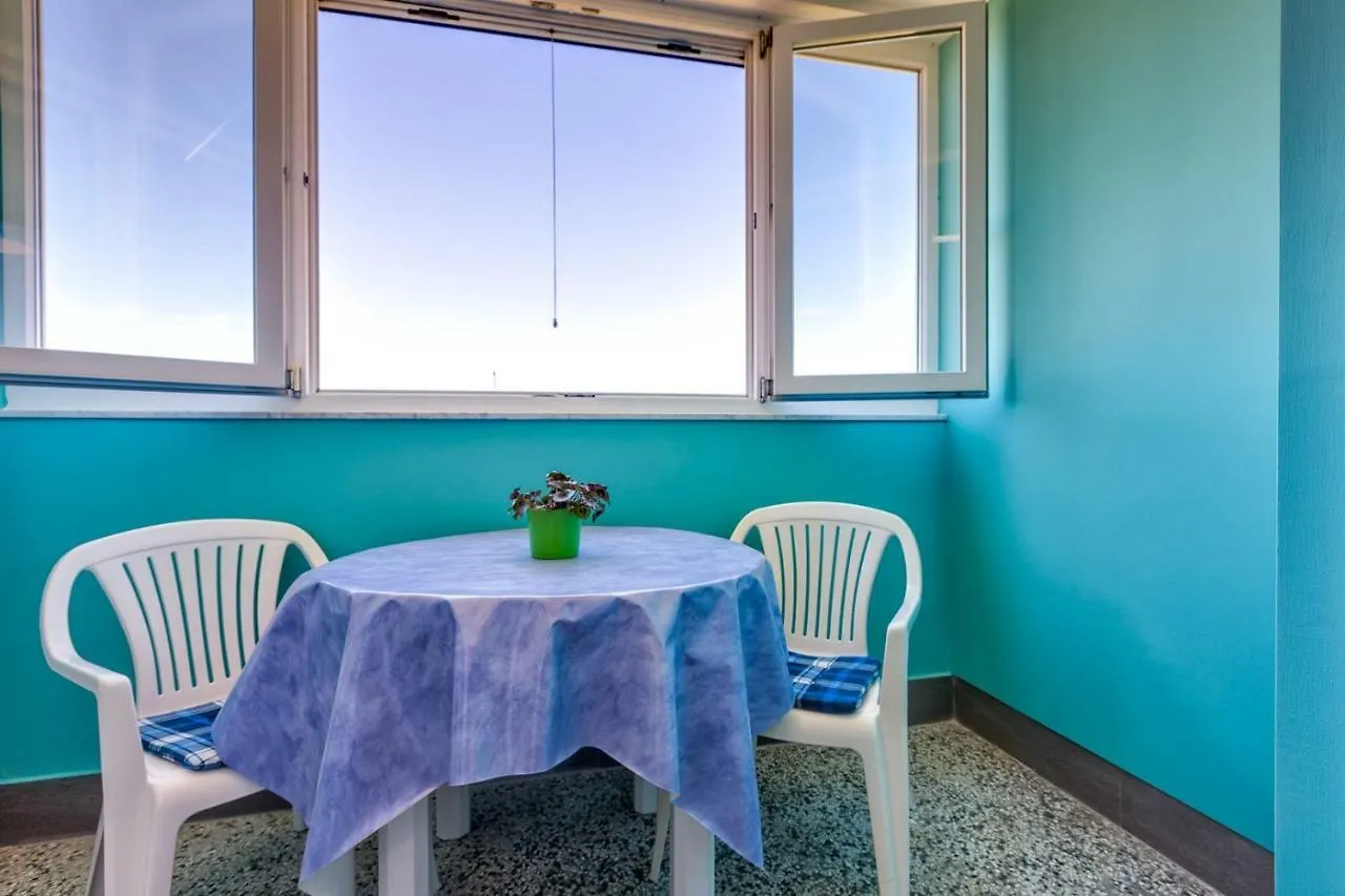 Apartments Ema, Mali Losinj 3*,  Croatia